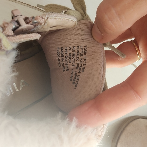 Toddler boots - Picture 3 of 4